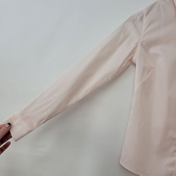 Banana Republic Pale Pink Non Iron Fitted Button Down Shirt - Picture 4 of 10
